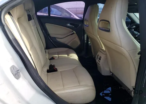 2015 Mercedes-Benz Cla 250 z USA, uszkodzony, nr VIN WDDSJ4EB4FN161962